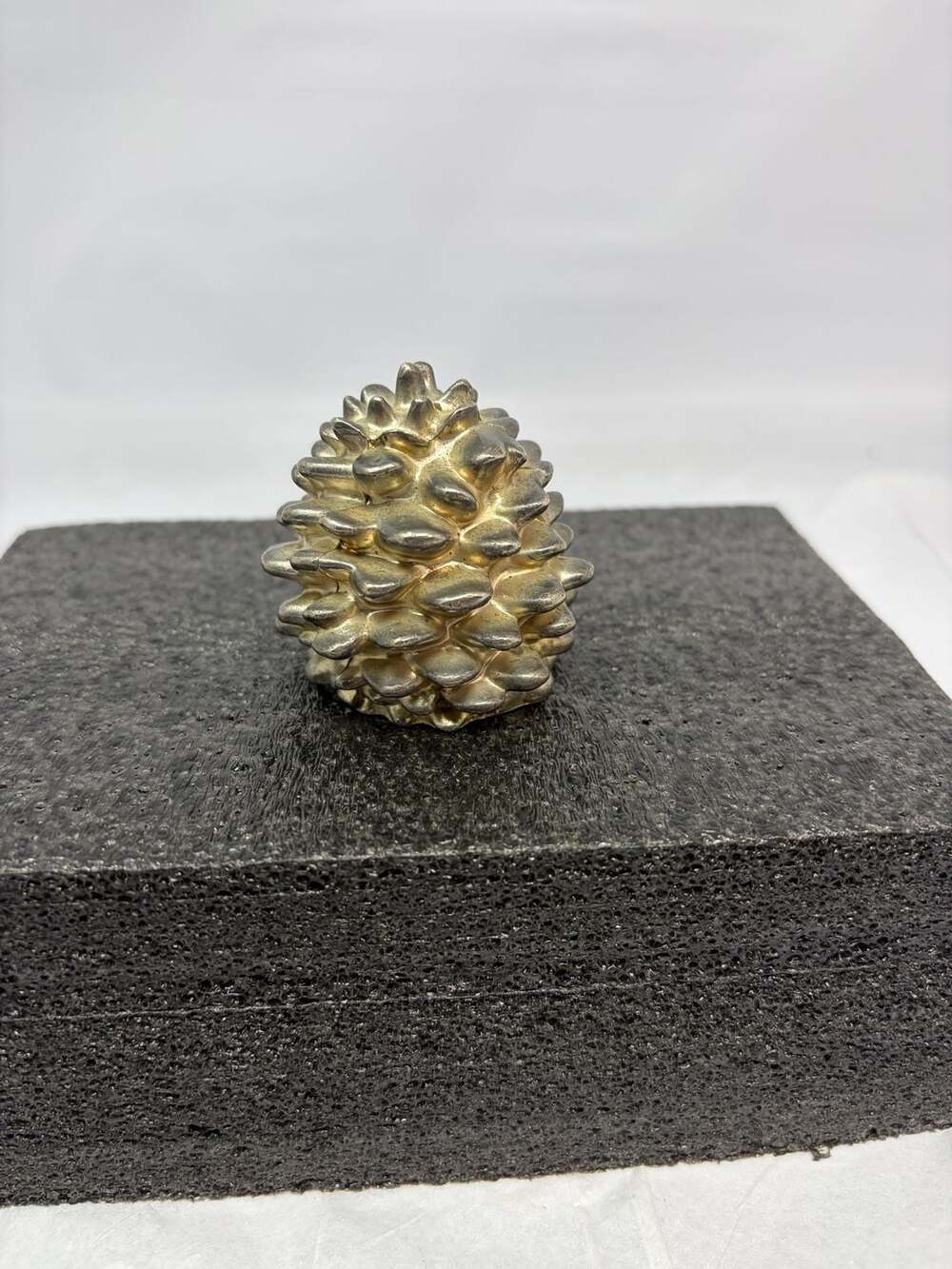 Vintage Godinger Silver Toned Metal Pine Cone Salt or Pepper Shaker